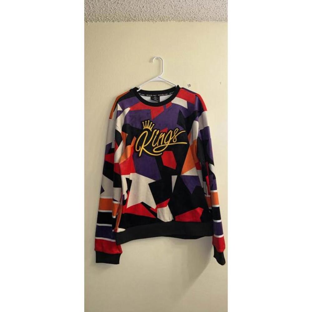 Switch Remarkable Kings Sweatshirt Size L